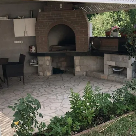 Villa Fruit Garden